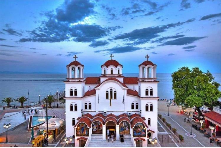 Hotel Anesis Paralia Exterior photo